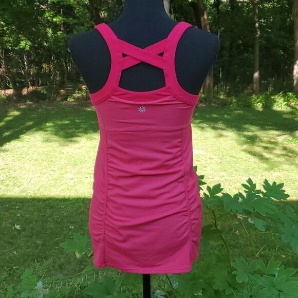 Athleta | Built in bra workout top - Picture 3 of 7